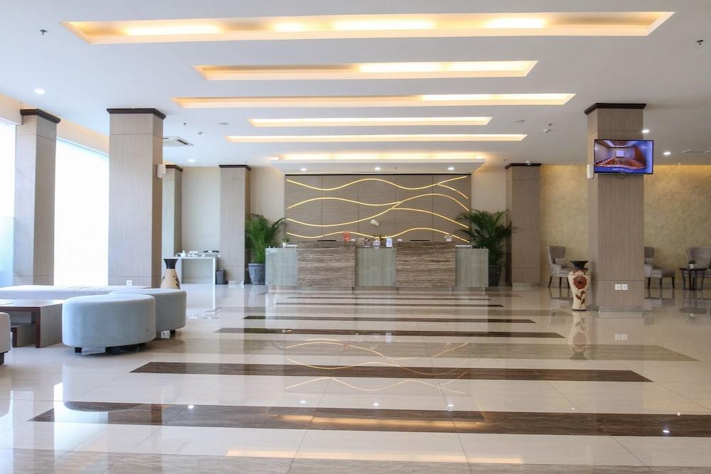 Terraz Tree Hotel Cakarta Dış mekan fotoğraf