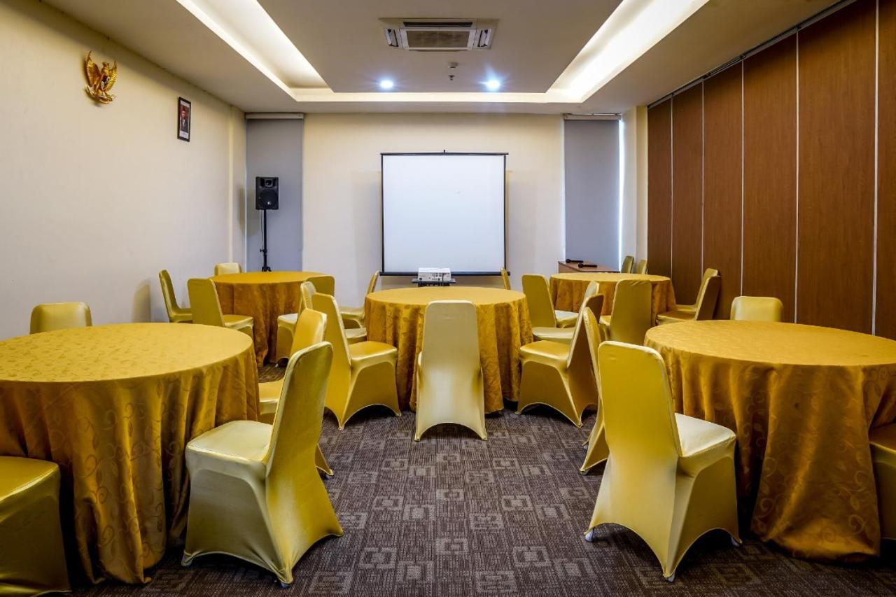 Terraz Tree Hotel Cakarta Dış mekan fotoğraf