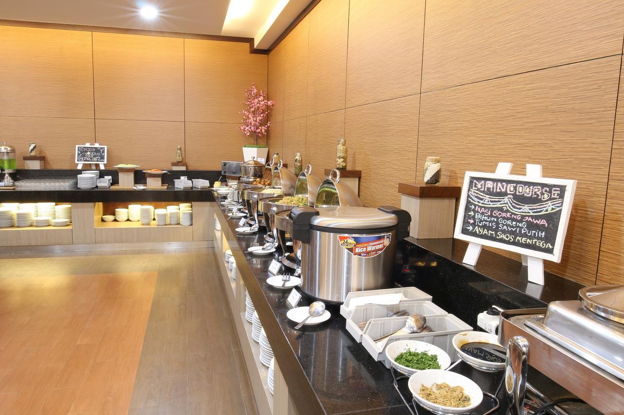 Terraz Tree Hotel Cakarta Dış mekan fotoğraf