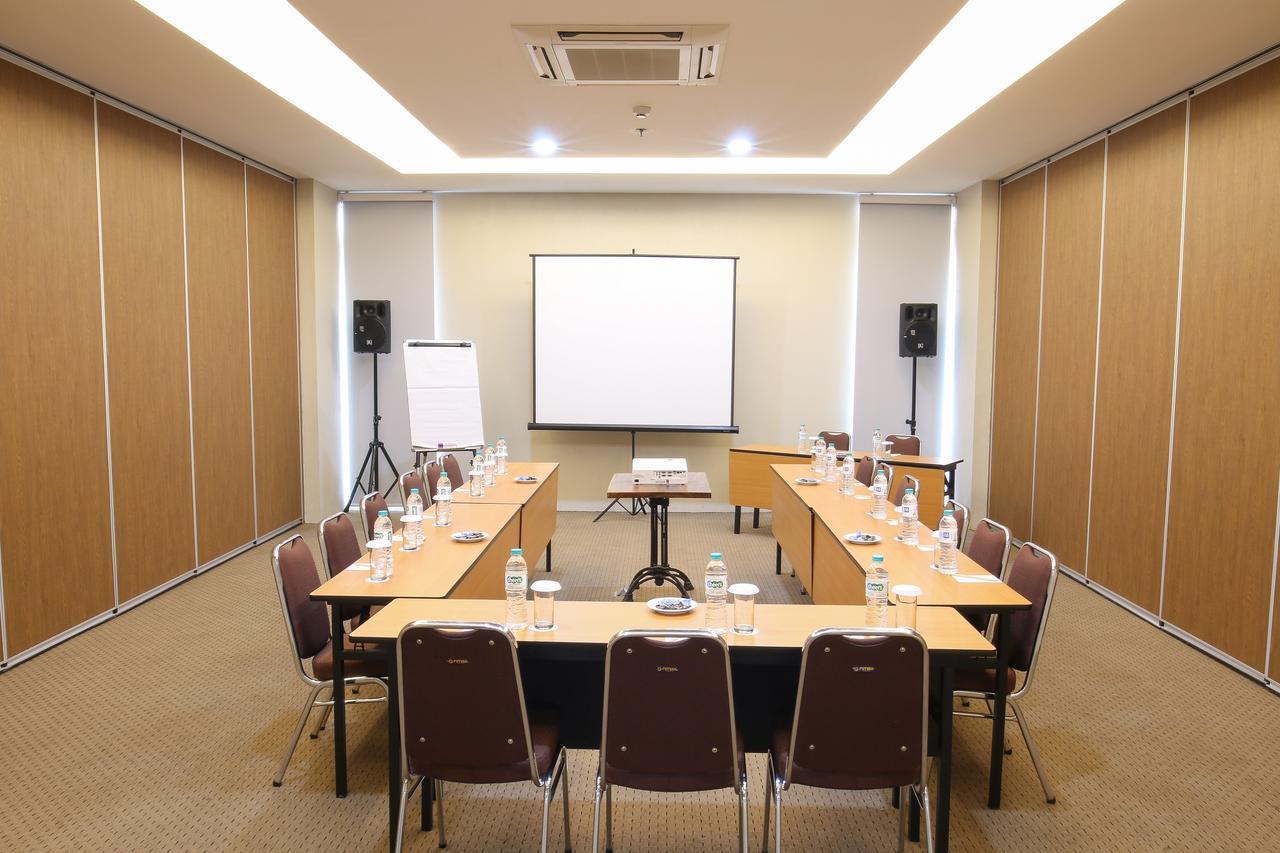 Terraz Tree Hotel Cakarta Dış mekan fotoğraf