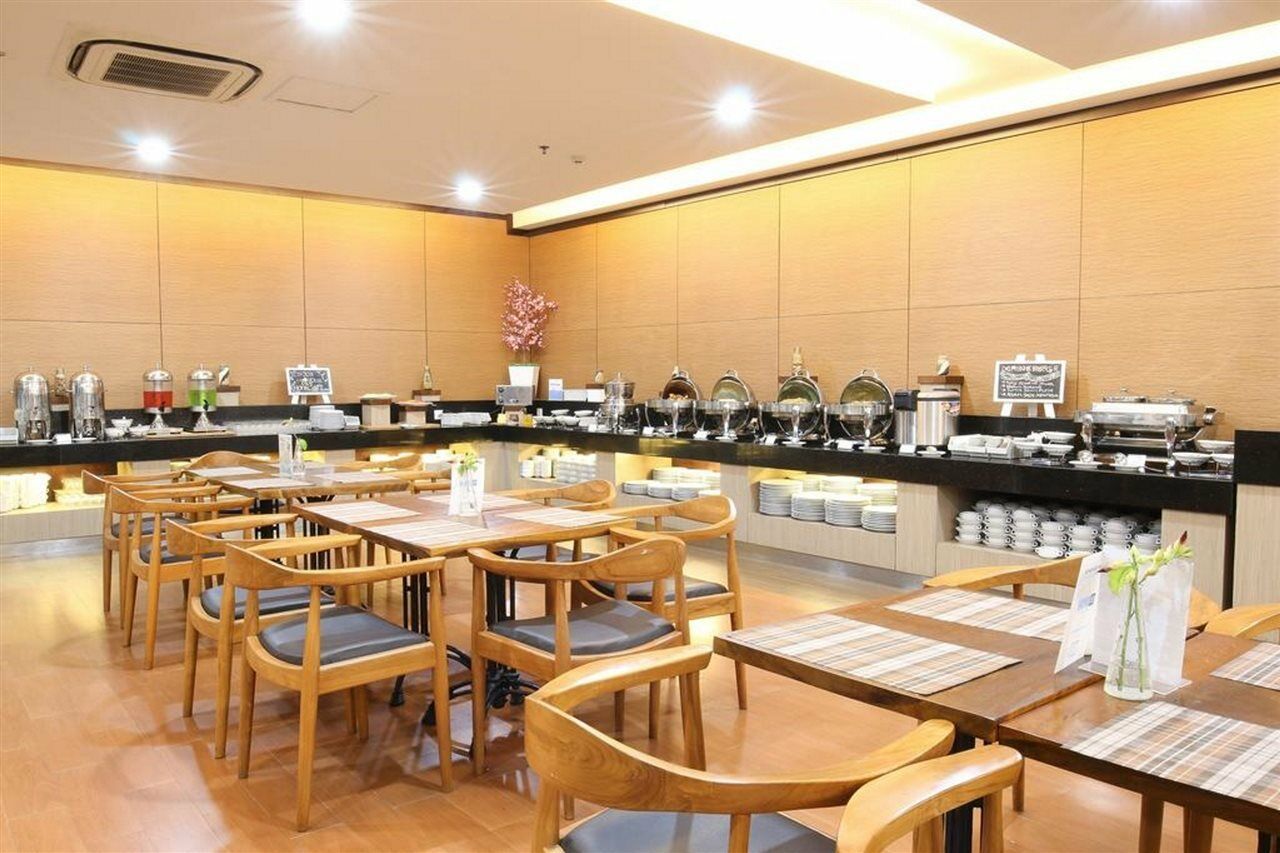 Terraz Tree Hotel Cakarta Dış mekan fotoğraf